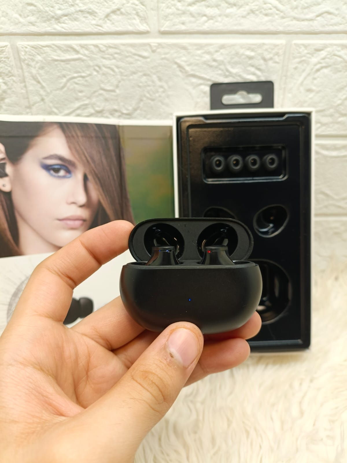 Loud Dynamic New Generation True Wireless Earbuds With 6 Months Warranty